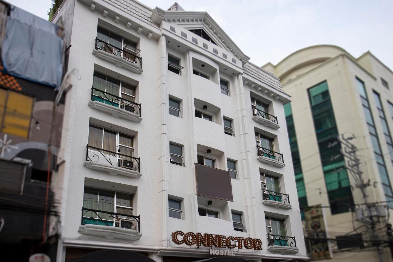 Oyo 821 Connector Hostel Makati City Exterior foto